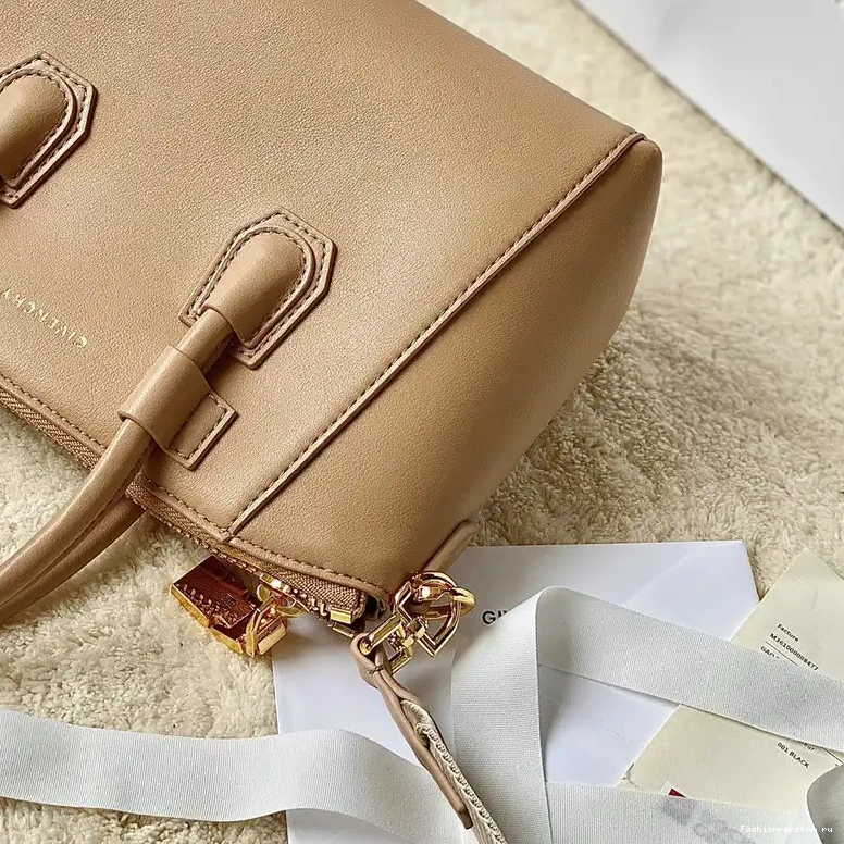 Fashionreps Givenchy 2209SW0091 Bag 0626